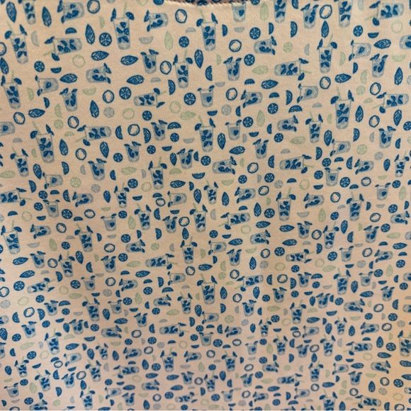 Peter Millar men’s summer comfort golf polo. Sharp blue cocktail pattern. XL - Picture 4 of 7